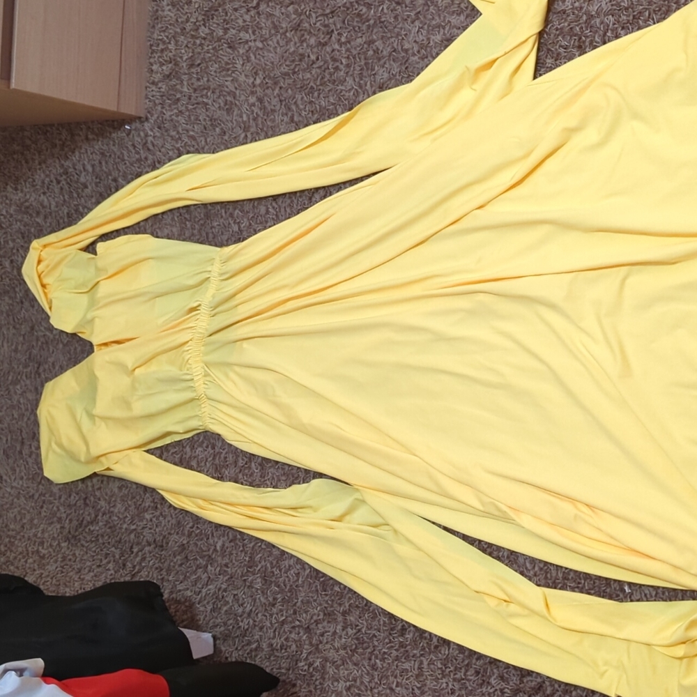 Dress - Picture 2 of 2